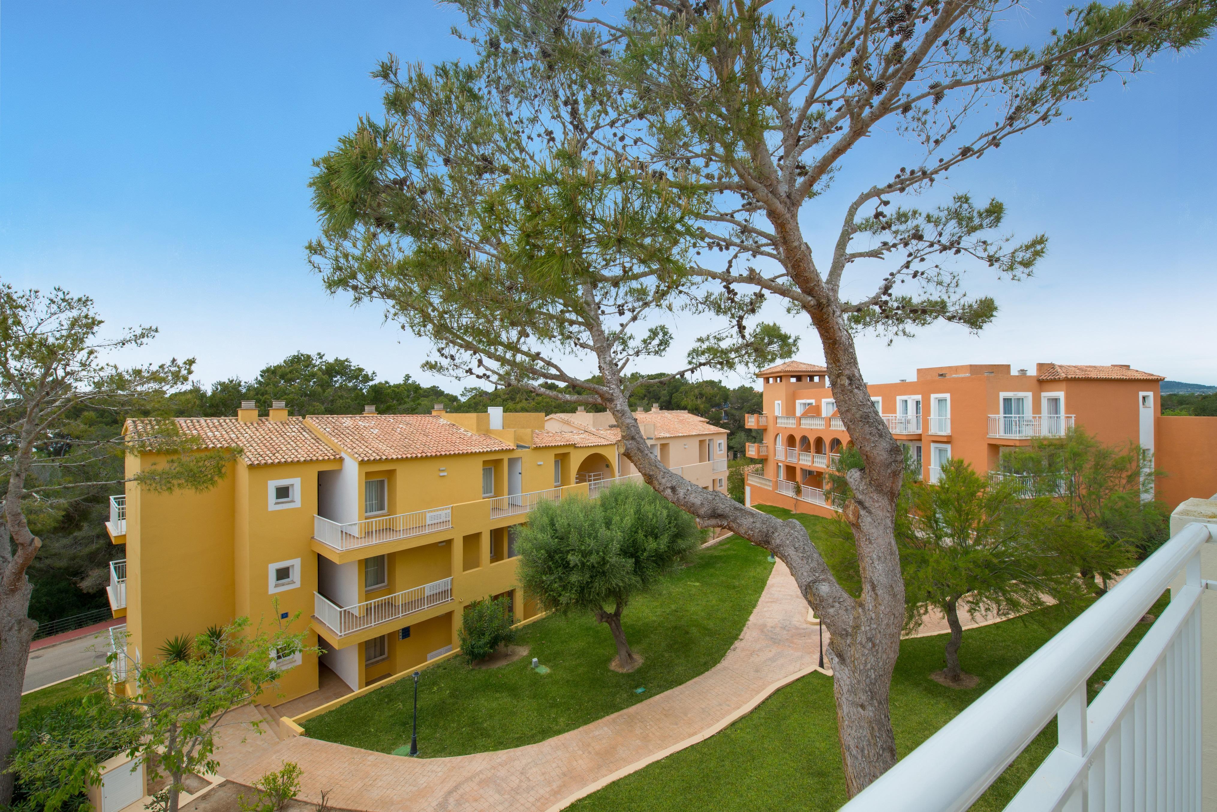 Hotel Iberostar Club Cala Barca 4*