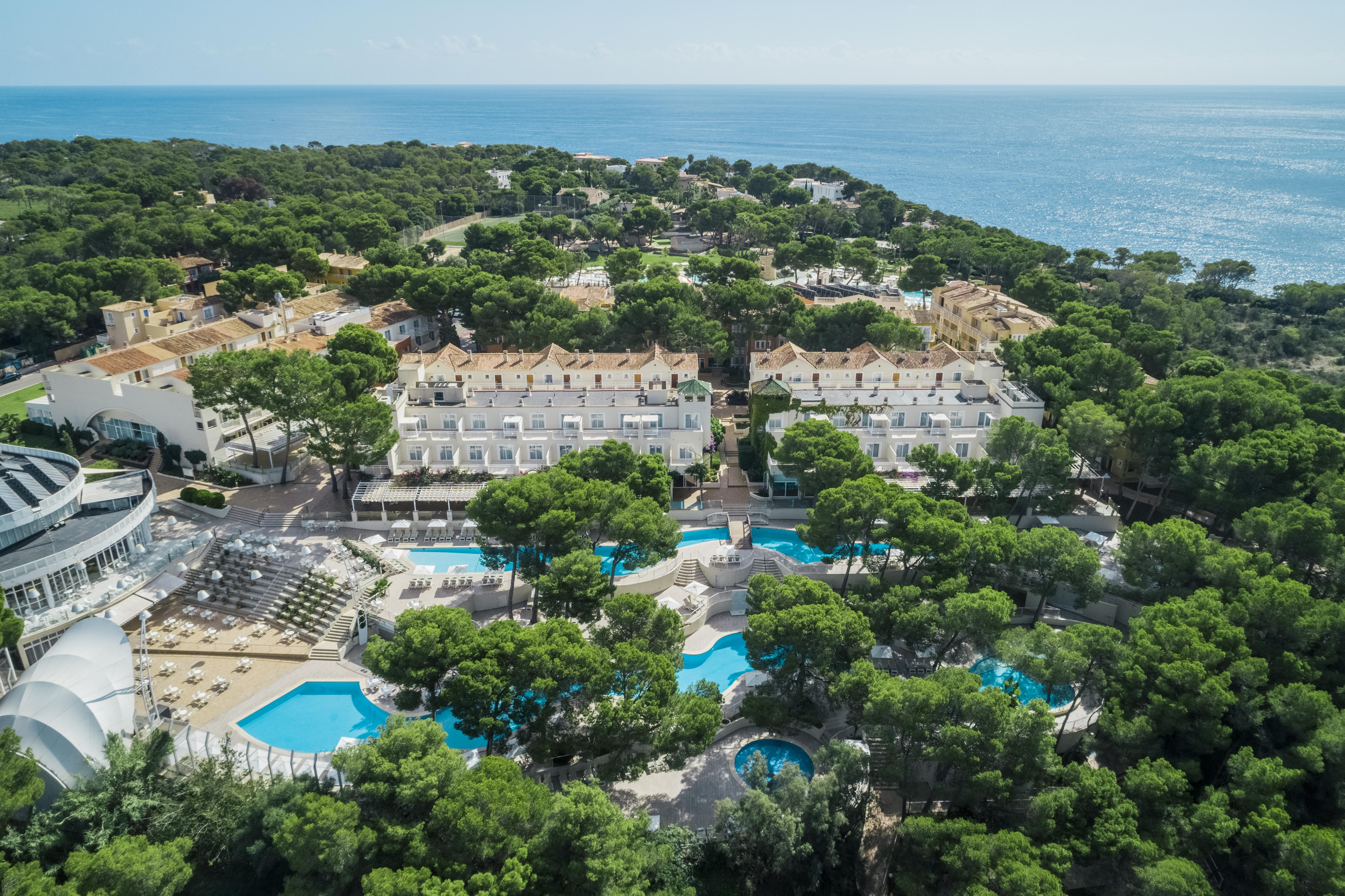 Hotel Iberostar Club Cala Barca 4*