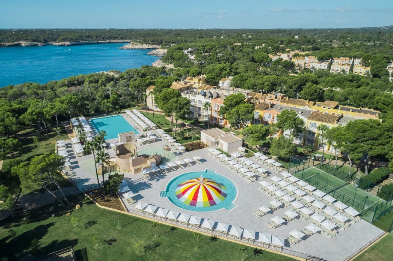 Hotel Iberostar Club Cala Barca 4*